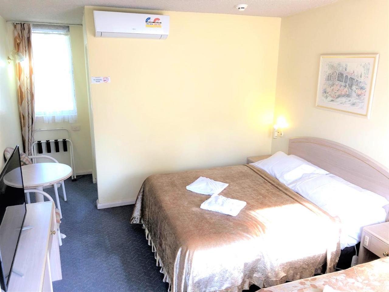 แคลเรนดัน บัดเจ็ต Motel คาทุมบา ภายนอก รูปภาพ